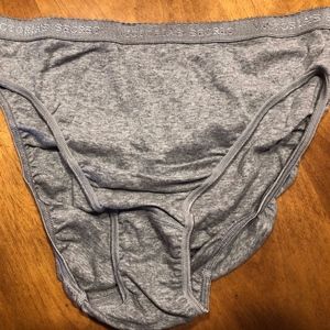 RESERVED - Victoria's Secret Brief